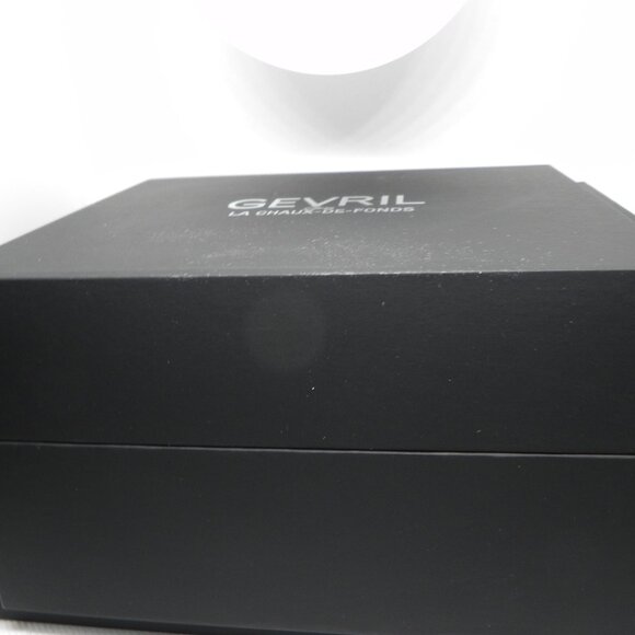 Gevril Swiss Made Men's Watch - Fathers Day Price Reduction - Picture 8 of 8